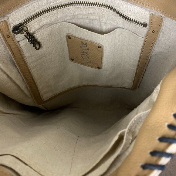 MUXO Large Tan Leather Shoulder Bag - Picture 12 of 17